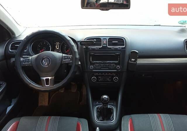 Серый Фольксваген Гольф, объемом двигателя 1.4 л и пробегом 212 тыс. км за 8600 $, фото 14 на Automoto.ua
