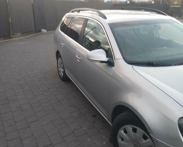 Серый Фольксваген Гольф, объемом двигателя 1.6 л и пробегом 326 тыс. км за 6550 $, фото 6 на Automoto.ua