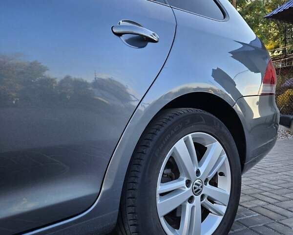 Сірий Фольксваген Гольф, об'ємом двигуна 1.39 л та пробігом 208 тис. км за 7999 $, фото 35 на Automoto.ua