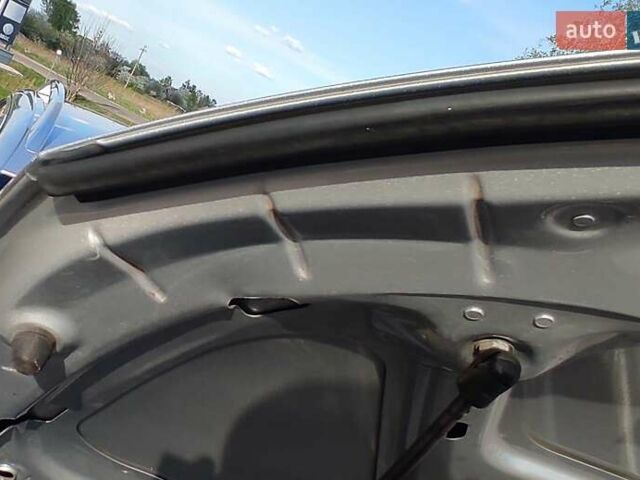 Серый Фольксваген Гольф, объемом двигателя 1.6 л и пробегом 257 тыс. км за 8000 $, фото 22 на Automoto.ua