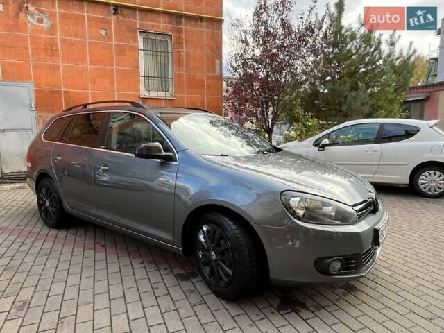 Серый Фольксваген Гольф, объемом двигателя 1.97 л и пробегом 300 тыс. км за 9200 $, фото 9 на Automoto.ua