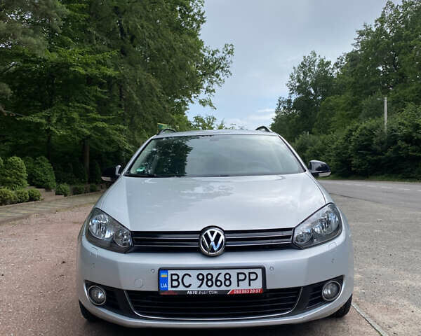 Серый Фольксваген Гольф, объемом двигателя 1.6 л и пробегом 242 тыс. км за 7800 $, фото 1 на Automoto.ua