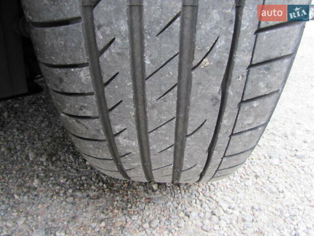 Серый Фольксваген Гольф, объемом двигателя 1.2 л и пробегом 200 тыс. км за 8400 $, фото 5 на Automoto.ua