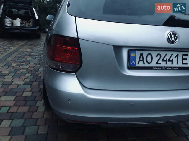 Серый Фольксваген Гольф, объемом двигателя 2 л и пробегом 320 тыс. км за 9200 $, фото 6 на Automoto.ua