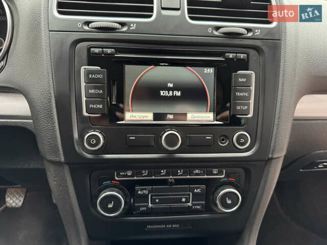 Сірий Фольксваген Гольф, об'ємом двигуна 1.97 л та пробігом 223 тис. км за 7950 $, фото 103 на Automoto.ua