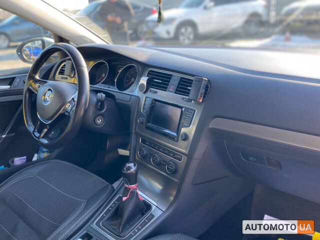 Серый Фольксваген Гольф, объемом двигателя 1.6 л и пробегом 285 тыс. км за 10300 $, фото 16 на Automoto.ua