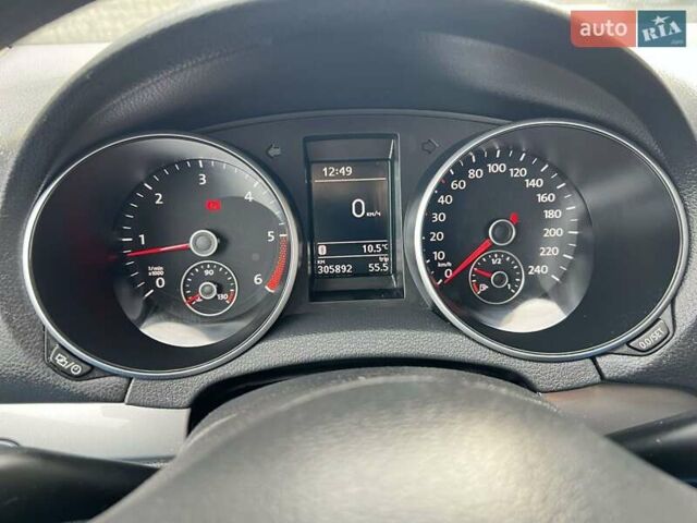 Сірий Фольксваген Гольф, об'ємом двигуна 1.6 л та пробігом 305 тис. км за 8200 $, фото 3 на Automoto.ua