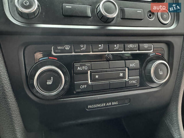 Сірий Фольксваген Гольф, об'ємом двигуна 1.97 л та пробігом 223 тис. км за 7950 $, фото 104 на Automoto.ua