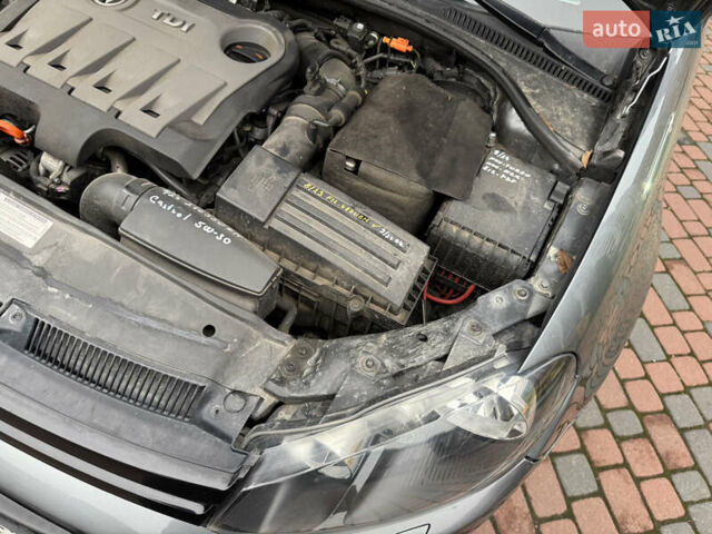 Сірий Фольксваген Гольф, об'ємом двигуна 1.97 л та пробігом 223 тис. км за 7950 $, фото 182 на Automoto.ua