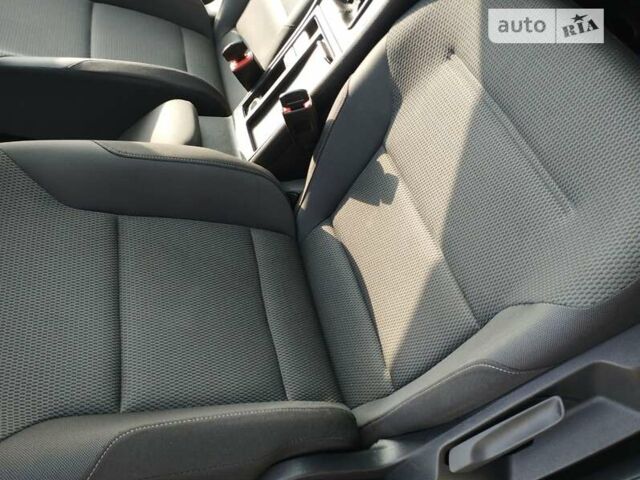 Серый Фольксваген Гольф, объемом двигателя 1.6 л и пробегом 215 тыс. км за 11100 $, фото 17 на Automoto.ua