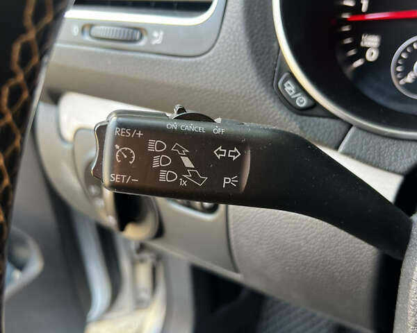 Серый Фольксваген Гольф, объемом двигателя 1.6 л и пробегом 268 тыс. км за 8500 $, фото 10 на Automoto.ua