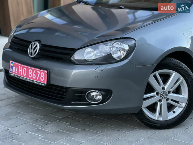Серый Фольксваген Гольф, объемом двигателя 1.6 л и пробегом 240 тыс. км за 8750 $, фото 12 на Automoto.ua