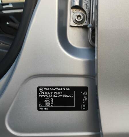 Серый Фольксваген Гольф, объемом двигателя 1.6 л и пробегом 277 тыс. км за 10000 $, фото 315 на Automoto.ua