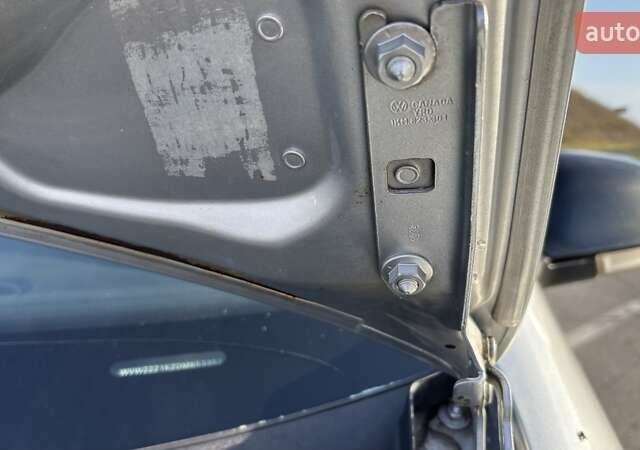 Серый Фольксваген Гольф, объемом двигателя 1.97 л и пробегом 308 тыс. км за 9500 $, фото 22 на Automoto.ua