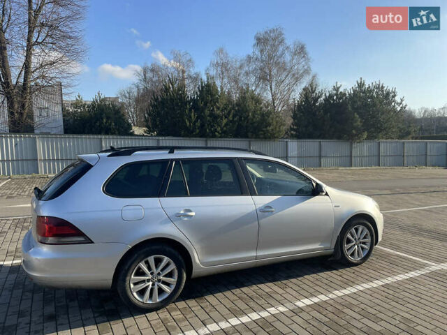 Серый Фольксваген Гольф, объемом двигателя 1.6 л и пробегом 330 тыс. км за 7200 $, фото 13 на Automoto.ua