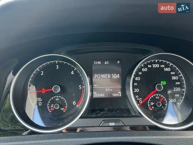 Серый Фольксваген Гольф, объемом двигателя 1.6 л и пробегом 233 тыс. км за 10450 $, фото 16 на Automoto.ua