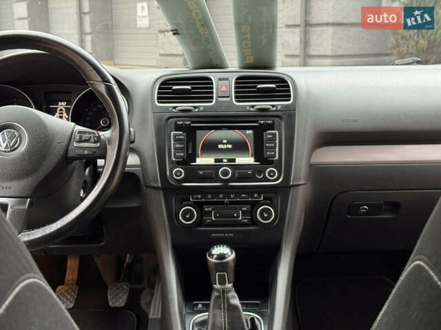 Сірий Фольксваген Гольф, об'ємом двигуна 1.97 л та пробігом 223 тис. км за 7950 $, фото 127 на Automoto.ua