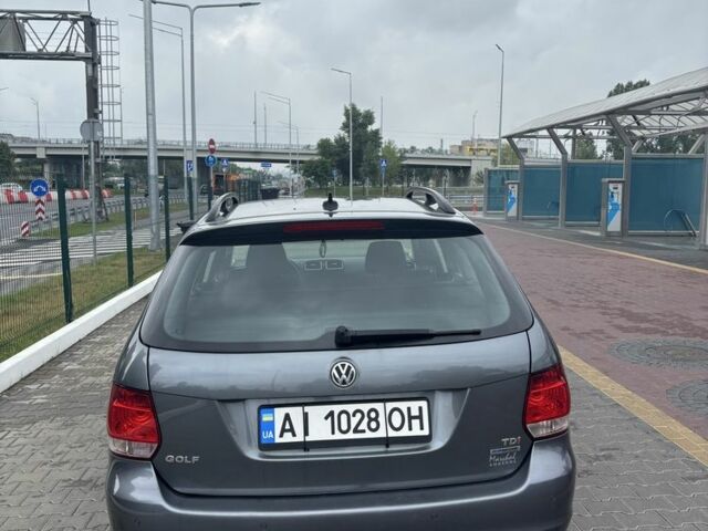 Серый Фольксваген Гольф, объемом двигателя 1.6 л и пробегом 3 тыс. км за 9000 $, фото 4 на Automoto.ua