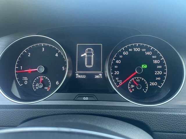 Фольксваген Гольф 2013 в Киеве на Automoto.ua Серый Фольксваген Гольф, объемом двигателя 1.6 л и пробегом 277 тыс. км за 9500 $, фото 17 на Automoto.ua