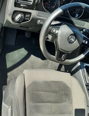 Сірий Фольксваген Гольф, об'ємом двигуна 1.6 л та пробігом 250 тис. км за 11300 $, фото 17 на Automoto.ua