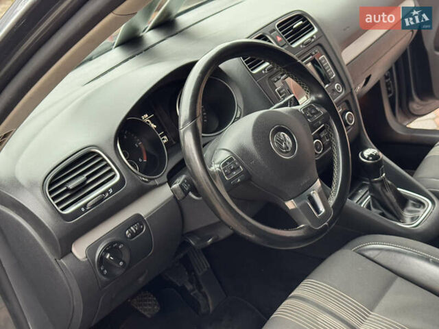 Сірий Фольксваген Гольф, об'ємом двигуна 1.97 л та пробігом 223 тис. км за 7950 $, фото 118 на Automoto.ua