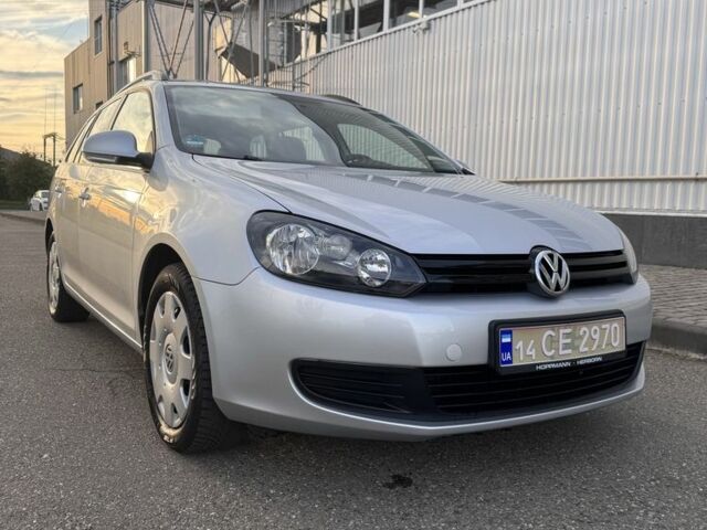 Серый Фольксваген Гольф, объемом двигателя 1.2 л и пробегом 119 тыс. км за 8300 $, фото 3 на Automoto.ua