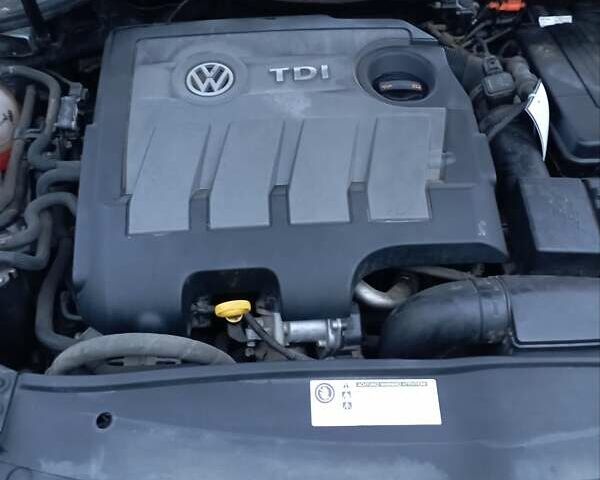 Серый Фольксваген Гольф, объемом двигателя 1.6 л и пробегом 250 тыс. км за 8500 $, фото 7 на Automoto.ua