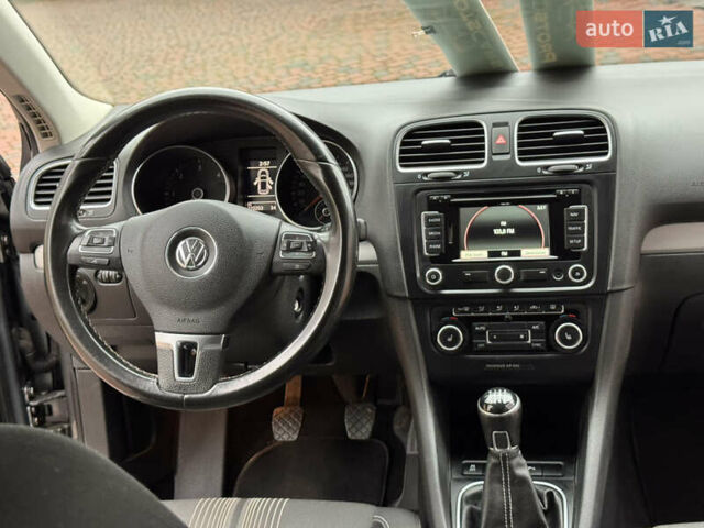 Сірий Фольксваген Гольф, об'ємом двигуна 1.97 л та пробігом 223 тис. км за 7950 $, фото 126 на Automoto.ua