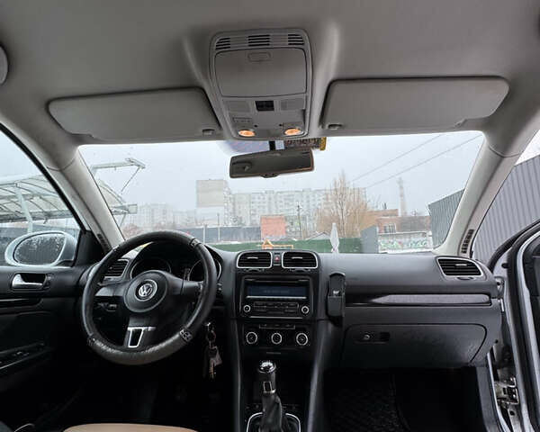 Сірий Фольксваген Гольф, об'ємом двигуна 1.6 л та пробігом 328 тис. км за 6499 $, фото 9 на Automoto.ua