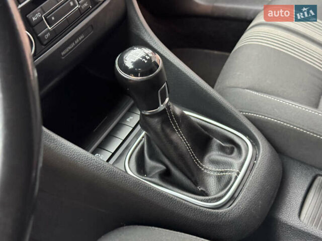 Сірий Фольксваген Гольф, об'ємом двигуна 1.97 л та пробігом 223 тис. км за 7950 $, фото 99 на Automoto.ua