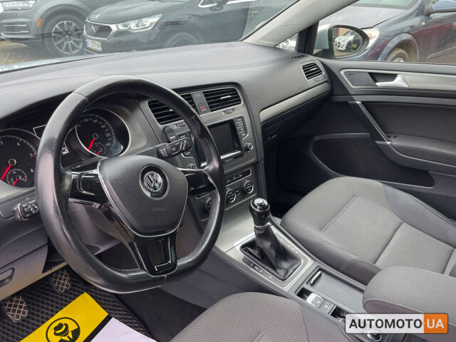Серый Фольксваген Гольф, объемом двигателя 1.6 л и пробегом 194 тыс. км за 10800 $, фото 8 на Automoto.ua