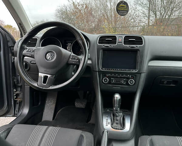 Серый Фольксваген Гольф, объемом двигателя 1.97 л и пробегом 212 тыс. км за 9800 $, фото 20 на Automoto.ua