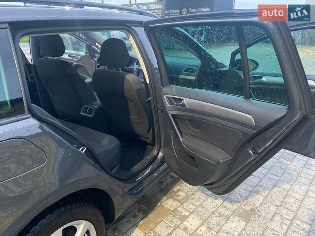 Серый Фольксваген Гольф, объемом двигателя 1.6 л и пробегом 233 тыс. км за 11300 $, фото 17 на Automoto.ua