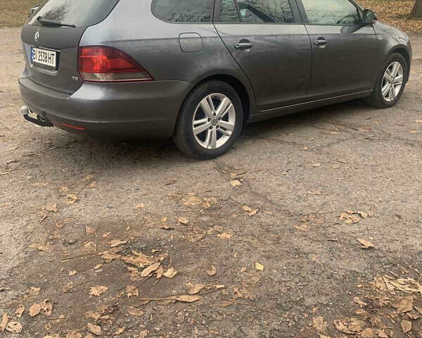 Серый Фольксваген Гольф, объемом двигателя 1.6 л и пробегом 235 тыс. км за 8500 $, фото 5 на Automoto.ua