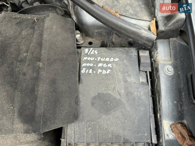 Сірий Фольксваген Гольф, об'ємом двигуна 1.97 л та пробігом 223 тис. км за 7950 $, фото 185 на Automoto.ua