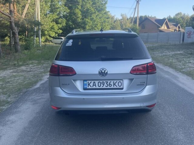 Фольксваген Гольф 2013 в Киеве на Automoto.ua Серый Фольксваген Гольф, объемом двигателя 1.6 л и пробегом 277 тыс. км за 9500 $, фото 2 на Automoto.ua