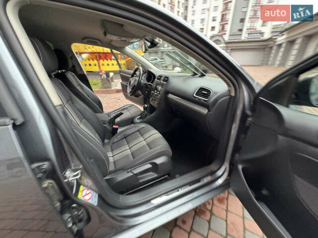 Сірий Фольксваген Гольф, об'ємом двигуна 1.97 л та пробігом 223 тис. км за 7950 $, фото 146 на Automoto.ua