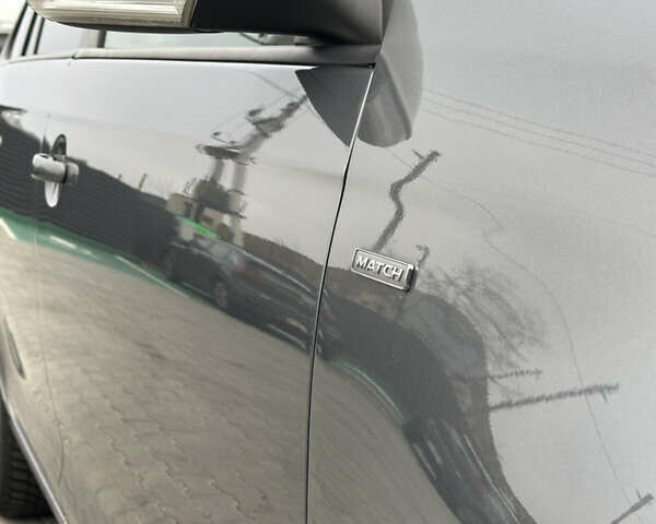 Серый Фольксваген Гольф, объемом двигателя 1.4 л и пробегом 243 тыс. км за 8800 $, фото 12 на Automoto.ua