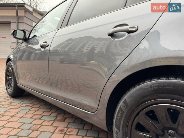 Сірий Фольксваген Гольф, об'ємом двигуна 1.97 л та пробігом 223 тис. км за 7950 $, фото 45 на Automoto.ua