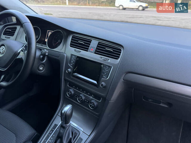 Серый Фольксваген Гольф, объемом двигателя 1.6 л и пробегом 267 тыс. км за 10300 $, фото 10 на Automoto.ua