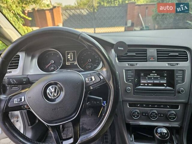 Серый Фольксваген Гольф, объемом двигателя 1.97 л и пробегом 292 тыс. км за 9500 $, фото 1 на Automoto.ua