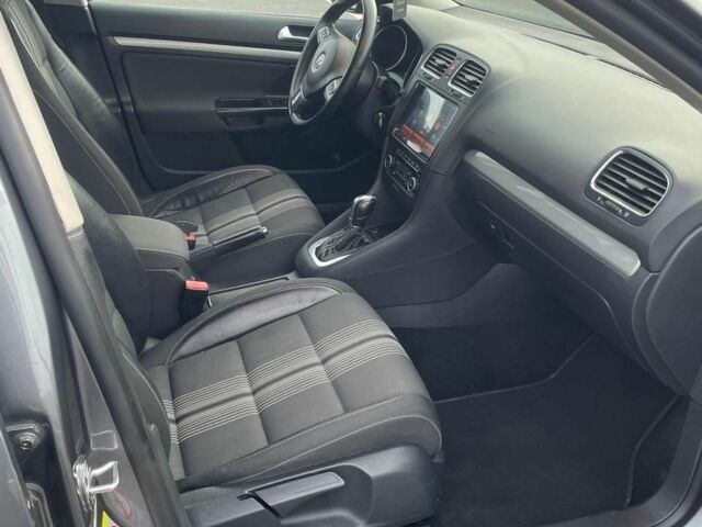 Серый Фольксваген Гольф, объемом двигателя 2 л и пробегом 214 тыс. км за 10400 $, фото 5 на Automoto.ua