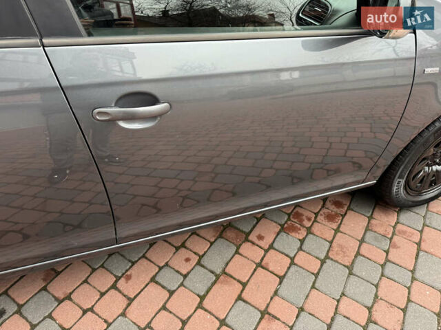 Сірий Фольксваген Гольф, об'ємом двигуна 1.97 л та пробігом 223 тис. км за 7950 $, фото 89 на Automoto.ua