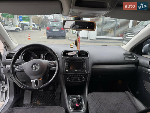 Серый Фольксваген Гольф, объемом двигателя 1.6 л и пробегом 207 тыс. км за 8900 $, фото 8 на Automoto.ua