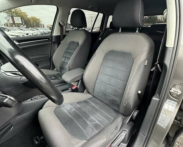 Серый Фольксваген Гольф, объемом двигателя 1.4 л и пробегом 157 тыс. км за 11200 $, фото 17 на Automoto.ua