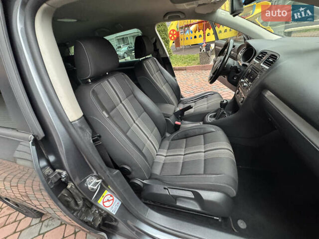 Сірий Фольксваген Гольф, об'ємом двигуна 1.97 л та пробігом 223 тис. км за 7950 $, фото 147 на Automoto.ua