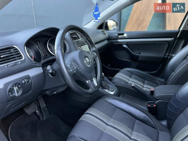 Серый Фольксваген Гольф, объемом двигателя 1.6 л и пробегом 240 тыс. км за 8750 $, фото 22 на Automoto.ua