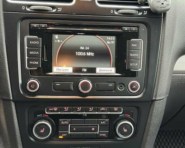 Сірий Фольксваген Гольф, об'ємом двигуна 1.6 л та пробігом 311 тис. км за 7990 $, фото 31 на Automoto.ua