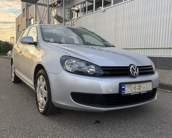 Серый Фольксваген Гольф, объемом двигателя 1.2 л и пробегом 119 тыс. км за 8450 $, фото 3 на Automoto.ua