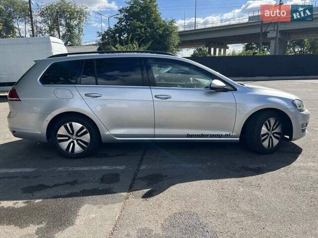 Серый Фольксваген Гольф, объемом двигателя 1.6 л и пробегом 233 тыс. км за 10450 $, фото 6 на Automoto.ua